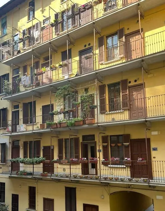 شقة Bilocale Milano Sempione 0*, ميلان إيطاليا